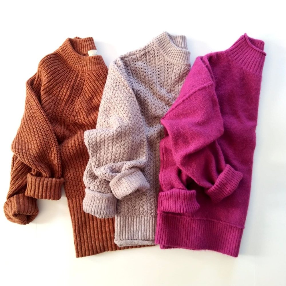 NOT SO MYSTERY BOX Universal Thread Mock Turtleneck Sweater SZ Small XS Womens